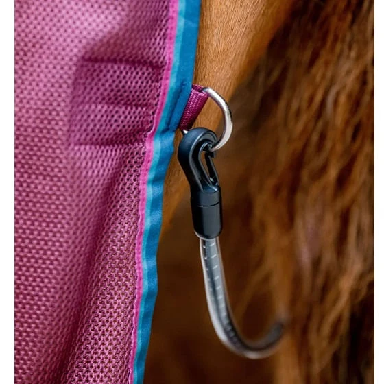 Rambo Travel Series 50g Lite Blanket - Burgundy - Image 3